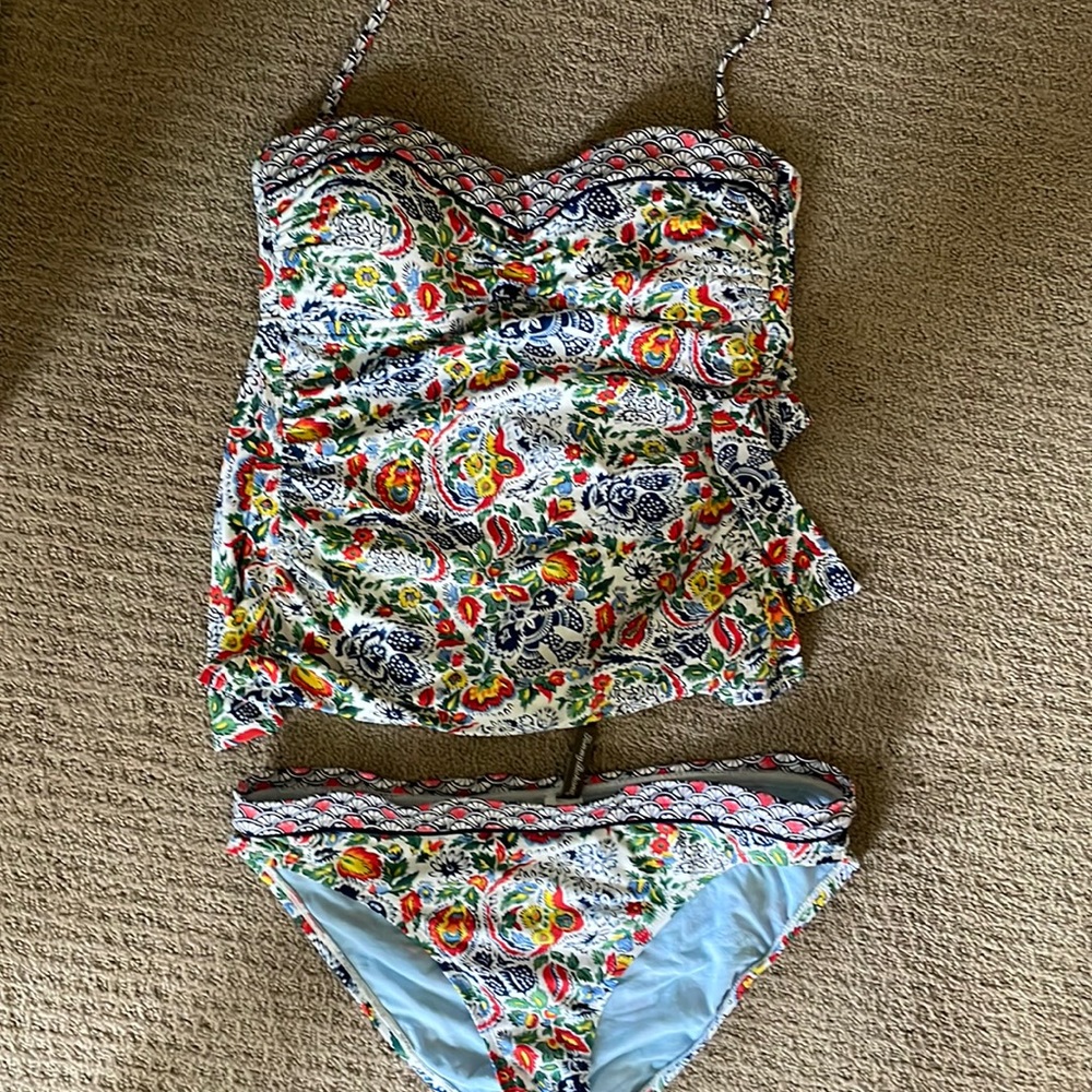 Tommy Bahama tankini bathing suit